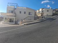 ATLANTIS Penthouse Apartment with Jacuzzi plus Pool and Sea Views - Bed and Breakfast Pégeia