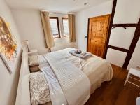 NEU Stilvolle Maisonette Wohnung direkt am Rhein Nähe Bonn - B&B Remagen