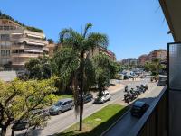 Le Landel - Appartement 3 Pièces entièrement rénové, climatisé avec parking - Chambres d'hôtes Menton