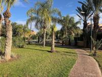 Private Garden Villa - Rooftop, BBQ, Pools and Views - Ferienwohnung Marrakesch