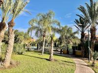 Stylish Atlas Golf Resort Getaway - Free Breakfast, Rooftop Patio, Pool, Views - B&B Marrakech