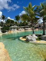 1BR Tracadero Lodge, beach access & full amenities - B&B La Laguna