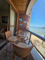 Apartamento na avenida Atlântica encantador com vista para o mar e vaga privativa - Chambres d'hôtes Balneário Camboriú