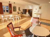Apartment mit 2 Schlafzimmern und Flussblick 