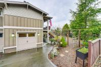Near Ferry, Shops & Eats! Anacortes Townhome - B&B Anacortes
