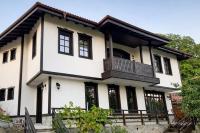 Large Cosy House by a Forest - Treehouse, BBQ, Fireplace & Mountain - B&B Sopot