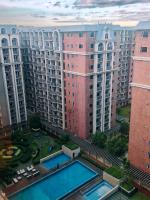1BR near Airport w free pool access - B&B Manila