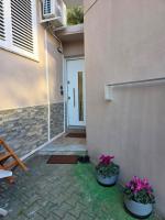 Apartment mit 2 Schlafzimmern und Balkon