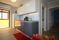 Idyllisches Apartment nur 700 Meter zum Strand mit Balkon, Garten, WiFi - B&B Parenzo