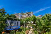 Hundefreundliches Apartment nur 500 Meter zum Strand mit mediterraner Terrasse - Chambres d'hôtes Crikvenica