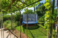 Hundefreundliches Apartment nur 500 Meter zum Strand mit mediterraner Terrasse - Chambres d'hôtes Crikvenica