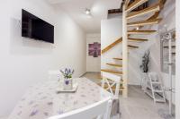 Zentrales Apartment nur 250 Meter zum Strand mit Privatparkplatz - Chambres d'hôtes Crikvenica