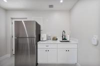 Pet Friendly Studio Unit Near Downtown and Parks - 20 mi to Disney - Bed and Breakfast Saint Cloud