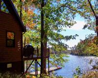 Hocking Hills Lake Gem with Hot Tub, Dock, 100 Acres - Bed and Breakfast Hamden