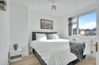 4 Bedroom Home, Sleeps 7, Driveway with Free Parking, Near Station, Welcome Contractors & Families - B&B Broxtowe