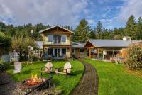 Water Front on Hood Canal - Hot Tub & EV Charger - B&B Lilliwaup