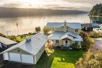 Water Front on Hood Canal - Hot Tub & EV Charger - B&B Lilliwaup