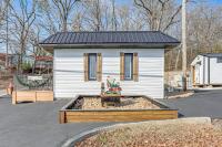 Walk to Current River: Ozarks Adventure Home! - B&B Van Buren