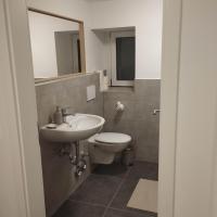 Grosses Zimmer in privater Wohnung in Köln Heimersdorf - B&B Colonia
