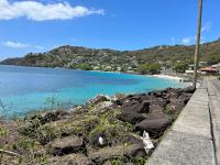 Cozy Island Getaway - Near grand Mal Beach - B&B St. George's