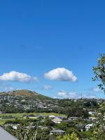 Private cozy new renovated bedroom, double glazed, 2 minutes to highway - Chambres d’hôtes Wellington