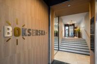 Bokserska Apartment with FREE Parking by BookingHost - B&B Warsaw