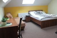 Dreibettzimmer