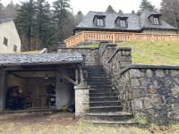 Maison Auvergnate Le repaire des Milans - B&B Le Lioran