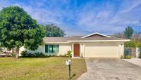 Family Friendly Coastal Escape with Pool and Game Room - B&B Bradenton