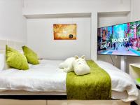 Direct access to major Tokyo stations including Shibuya, Shinjuku, Ikebukuro, Akihabara, and Ueno 3-minute walk from nearest station Tokyo Dome Suitable for long-term stays 101 - B&B Tokyo