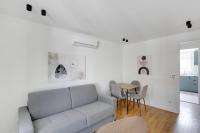 Cozy, bright and air-conditioned - close to Paris - B&B La Plaine-Saint-Denis