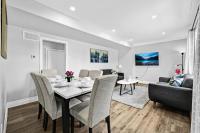 NEW 5 Bedroom House Near The Falls - B&B Niagara Falls