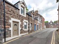 Meadow Hill Cottage with Private Garden, Crieff - Bed and Breakfast Crieff