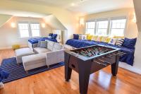 Spacious Game Room Close to Nauset Beach - B&B Orleans