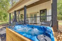 ‘Whitewood’ w/ Hot Tub: Peaceful Wildwood Retreat - Chambres d'hôtes Wildwood
