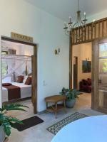 Deluxe Two-Bedroom Apartment with Garden View