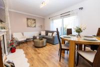 2-Bedroom Cozy Apt w parking and sunny garden - B&B Cheltenham