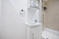 Bright Studio with King Size Bed in Central London - Ferienwohnung London