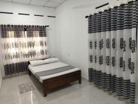 Leaf Home Stay - B&B Katunayaka