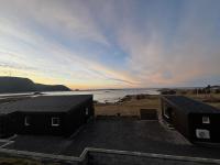 Unik og moderne hytte med utsikt mot havet 38 Otterlei Resort - B&B Haram