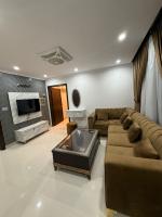 Js properties - B&B Lahore