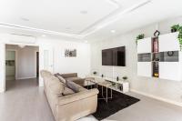 Tatiana 3Br - city center - aircon - wifi at Homesbyfc - B&B Olhão