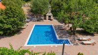 Villa Stipe - Makarska by Villas Guide - B&B Zagvozd