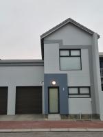 Dolphin Leap Unit - B&B Swakopmund