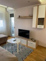 Apartman Savanovic sa garazom - Ferienwohnung Banja Luka