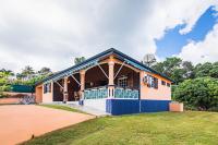 Villa Sofaia à sainte-rose, 9 pers, 3 chambres, vue mer et montagne, piscine privée - Chambres d’hôtes Sainte-Rose