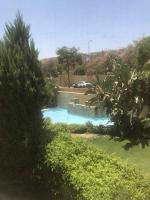 Lovely 3-Bedroom Rental Unit with Pool - Ferienwohnung Ash Shaykh Zuwayd