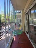 JACARANDA SUITE depto Centrico con Patio Galeria y Balcon - B&B Rosario