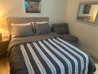 Minimalist Room in Buena Park - B&B Buena Park