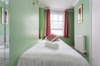 Chambre Simple - Vert et Rouge Foncé